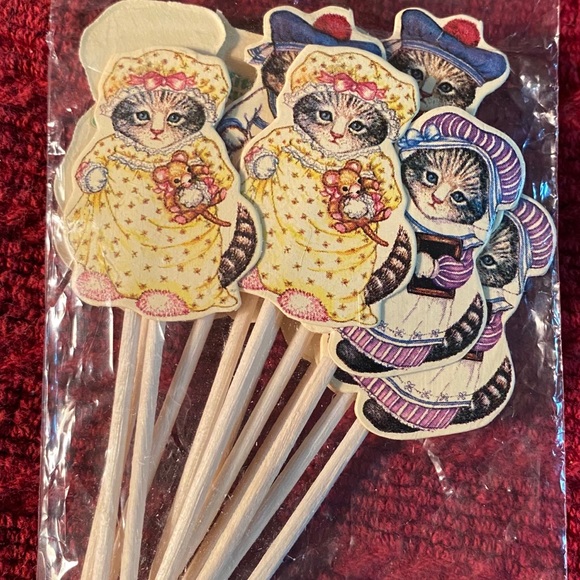 Vintage Kitten Party Toothpicks! 🧶 - Picture 5 of 11